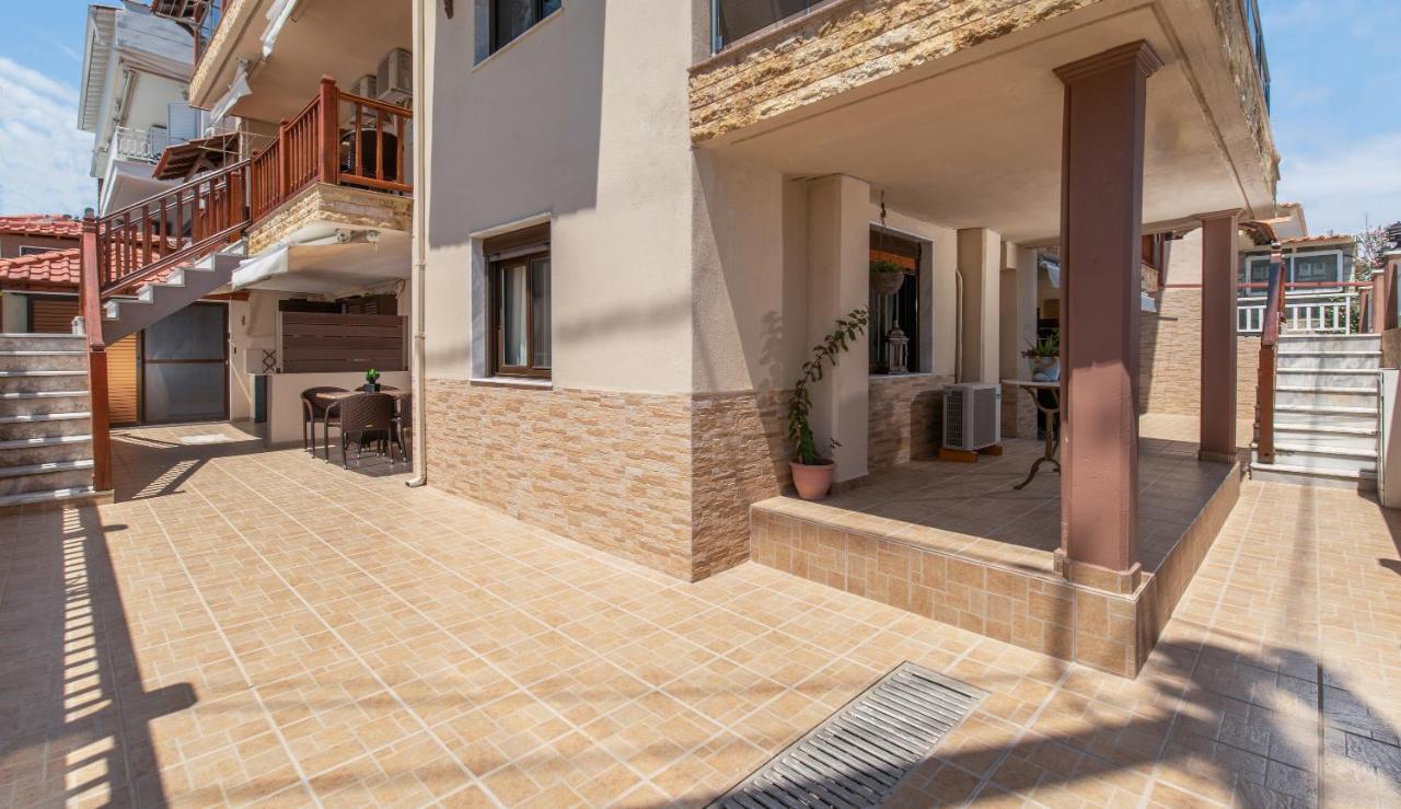 House Kostas On The Beach Sarti Ngoại thất bức ảnh