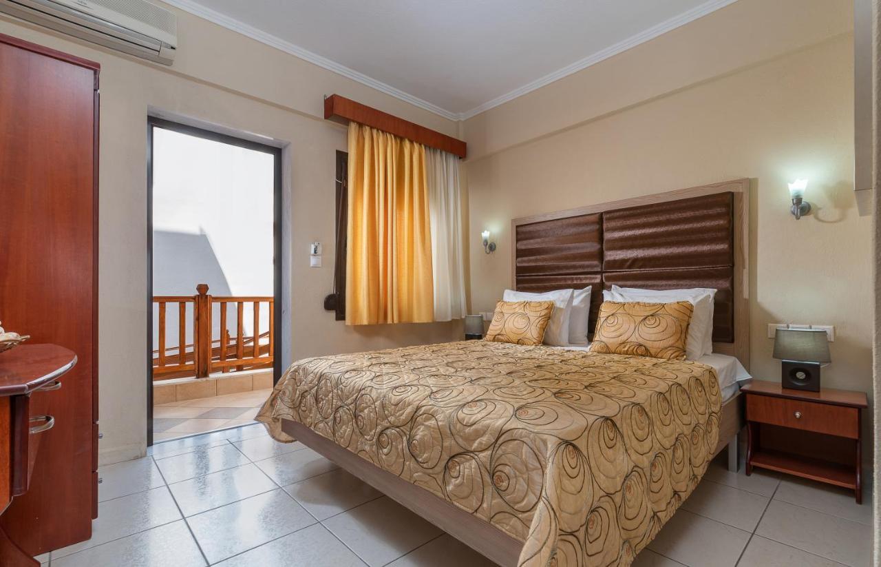 House Kostas On The Beach Sarti Ngoại thất bức ảnh