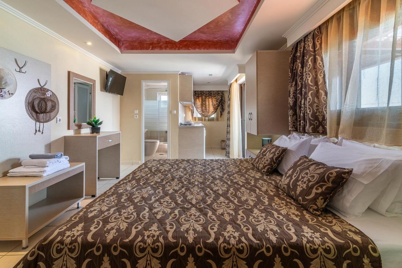 House Kostas On The Beach Sarti Ngoại thất bức ảnh