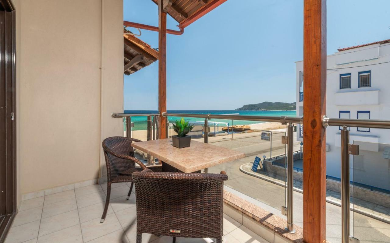 House Kostas On The Beach Sarti Ngoại thất bức ảnh
